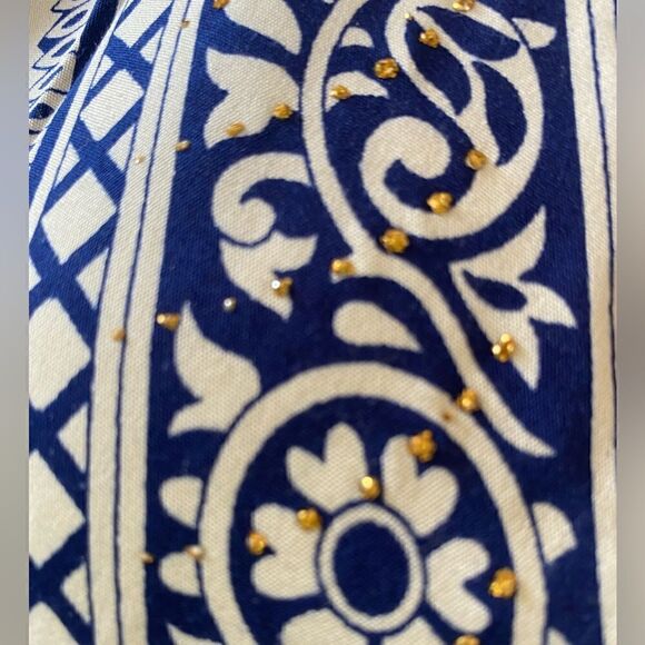 O/S Caftan tan and navy with gold glitter embellishment around neckline - Picture 3 of 7